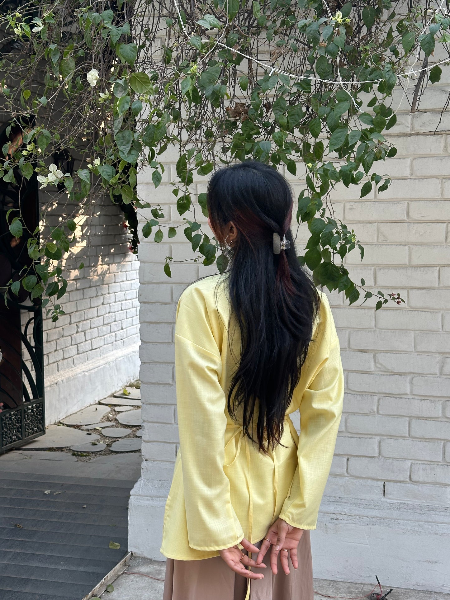 Relaxed Linen Top — Yellow