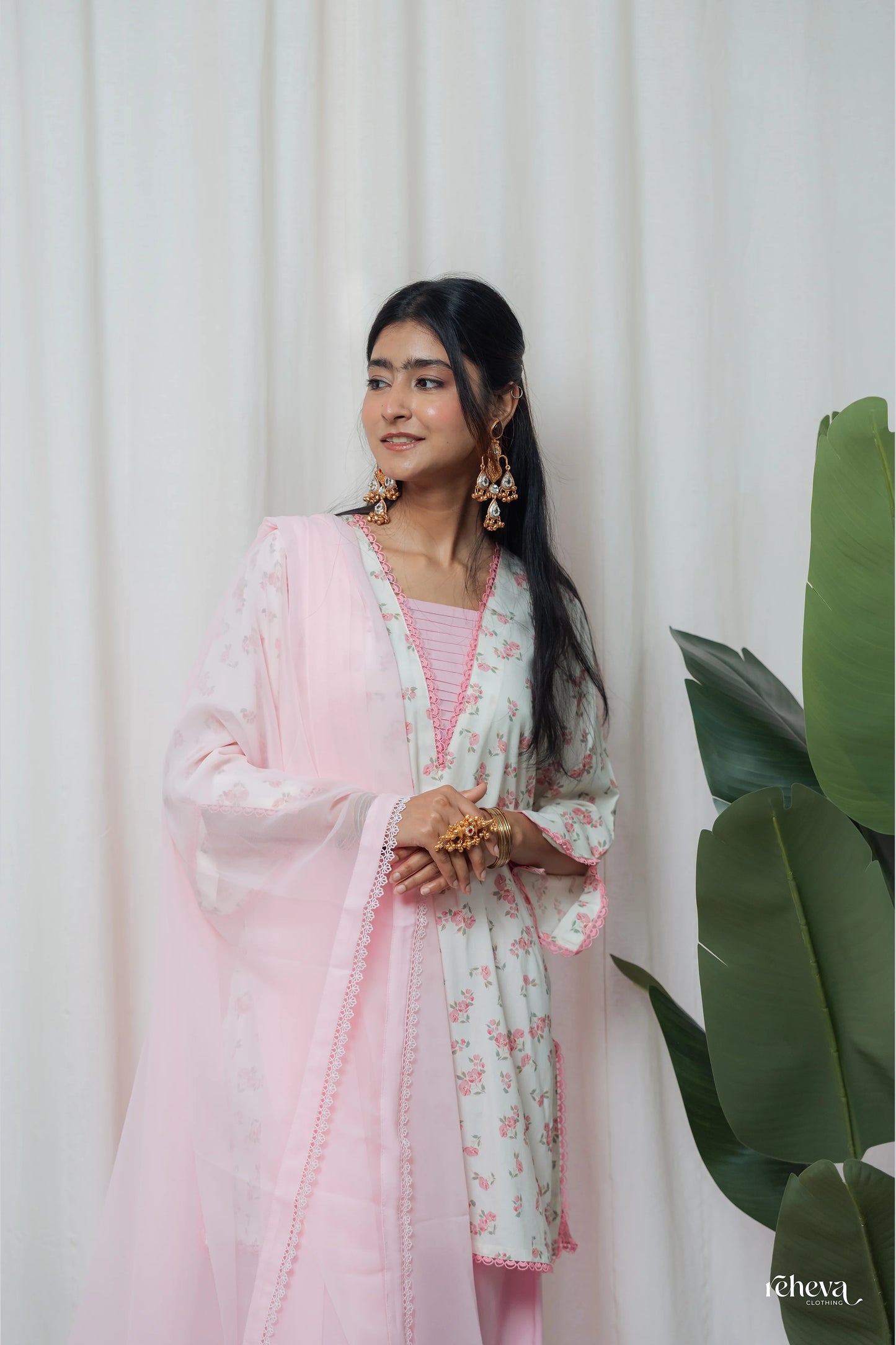 Guldasta Soft Pink Rayon Georgette Farshi Set